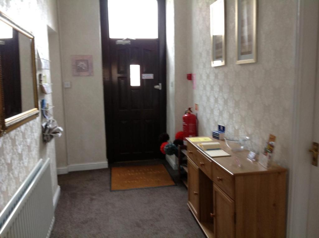 Oak House Bb Bed & Breakfast Oldham Bagian luar foto